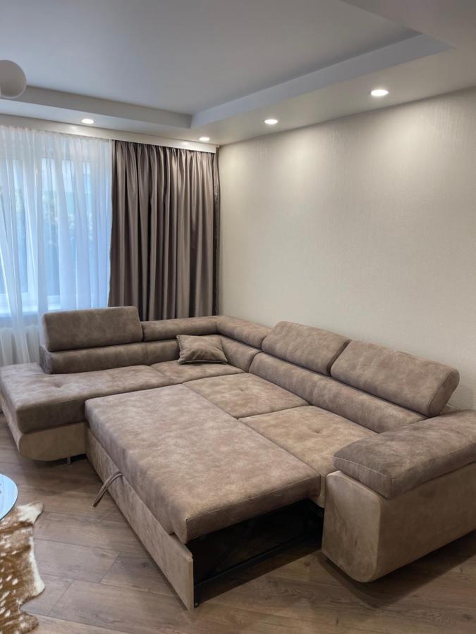 Stradinya Apartment เวนต์สปิลส์ ภายนอก รูปภาพ